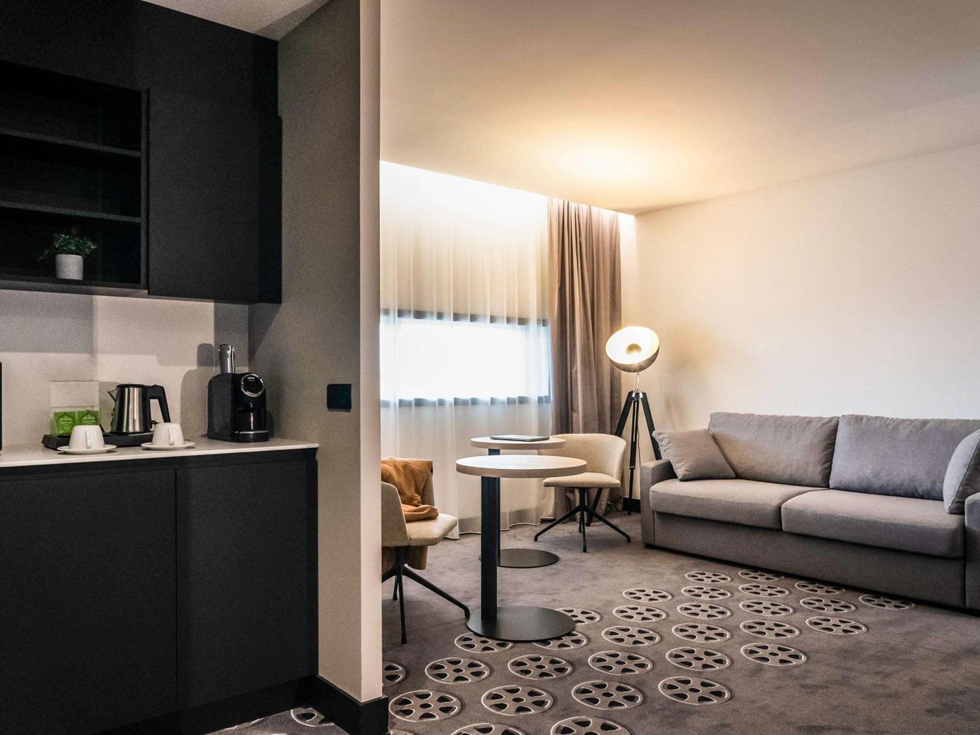 Ibis Styles Arras Centre Hotel Exterior photo