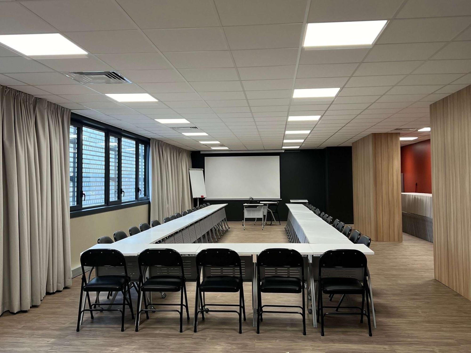 Ibis Styles Arras Centre Hotel Exterior photo